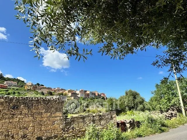 Aed - Rustic Farmhouse with Private Garden in Modolo