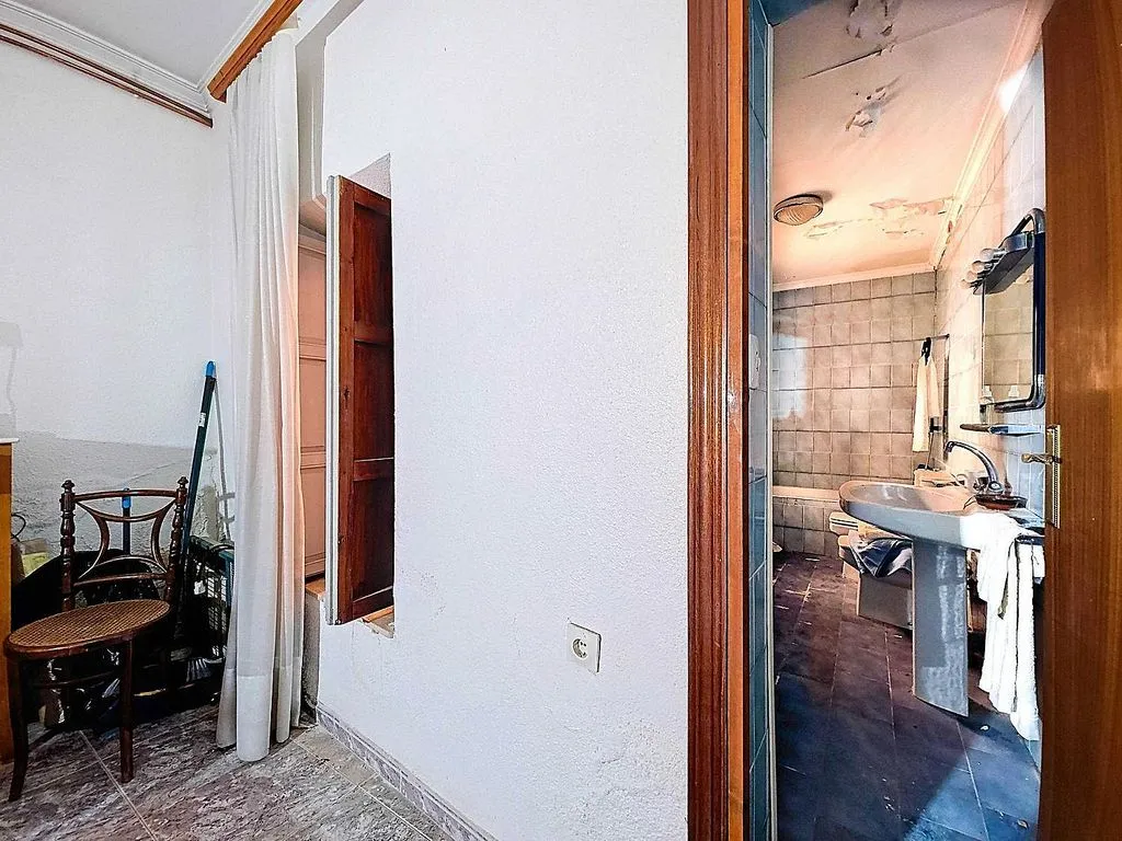 Salles de bain - Corner House with Balcony in Pinoso