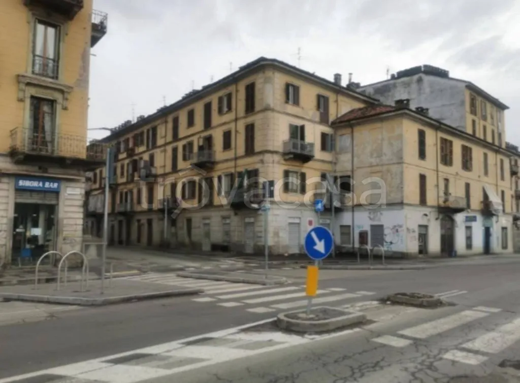 Välivaade - Apartment with Balcony on Corso Vercelli, Turin