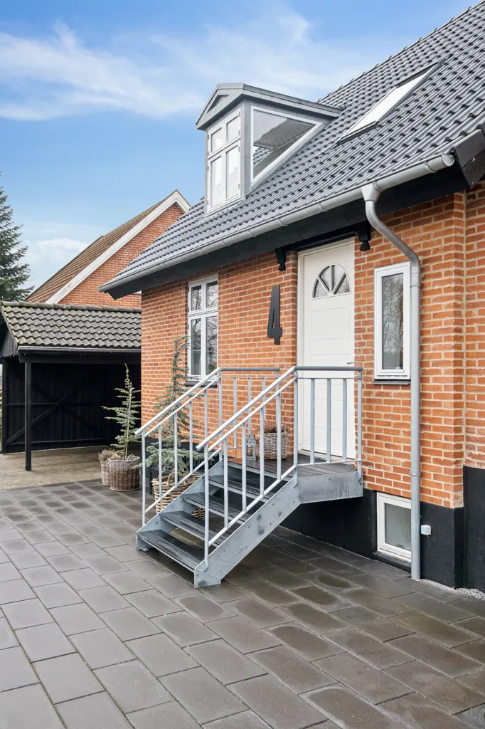 Välivaade - Rustic Villa with Carport in Randers NØ