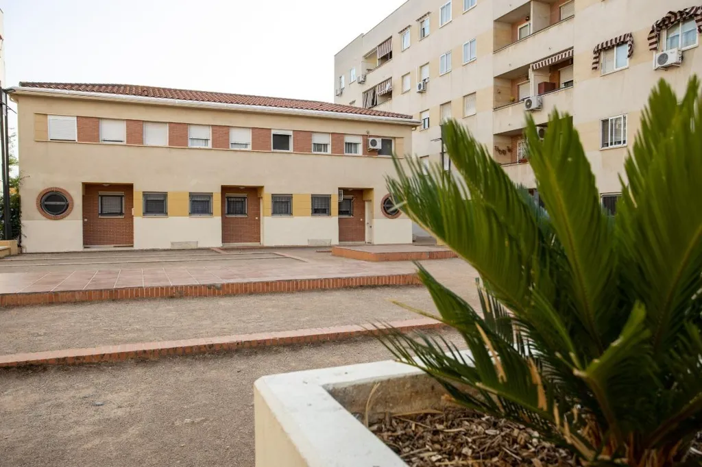 3-toaline korter asukohas Granada Capital