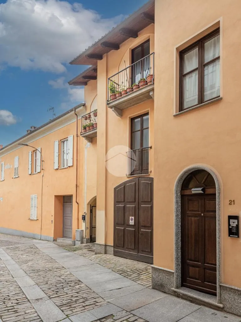 Exterior - Apartment with Balcony in Giaveno Centre