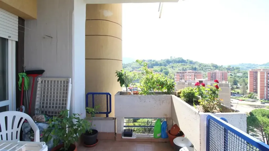 Balcon - Panoramic Apartment with Balcony in Terni