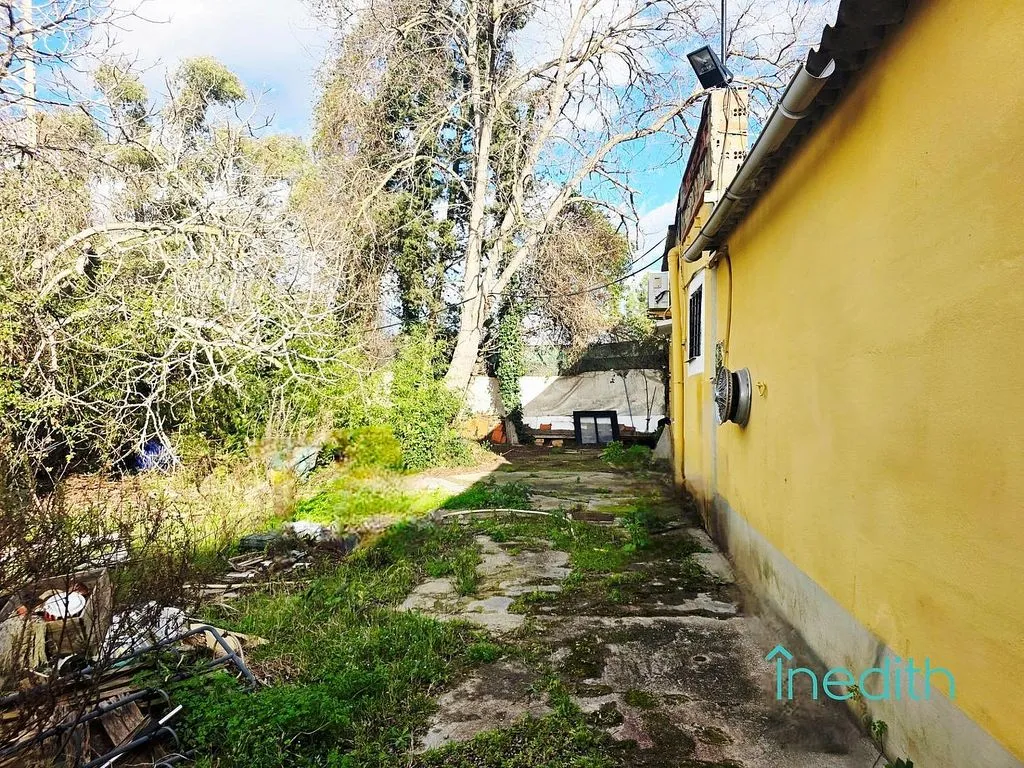 Jardin - Rustic House with Farmyard in Gavà