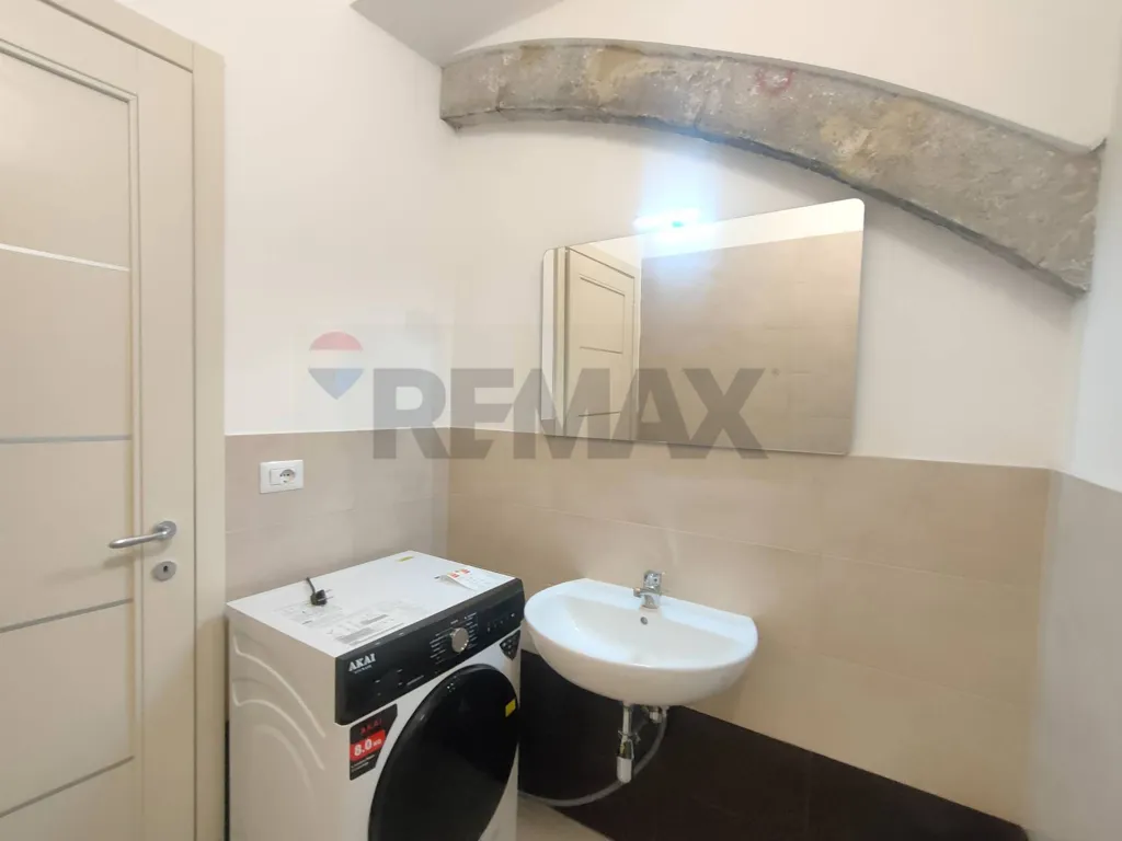 Vannitoad - Semi-Independent Apartment with Terrace in L'Aquila