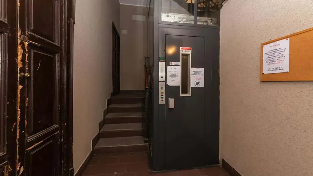 Esik - Cozy Studio in Central Milan