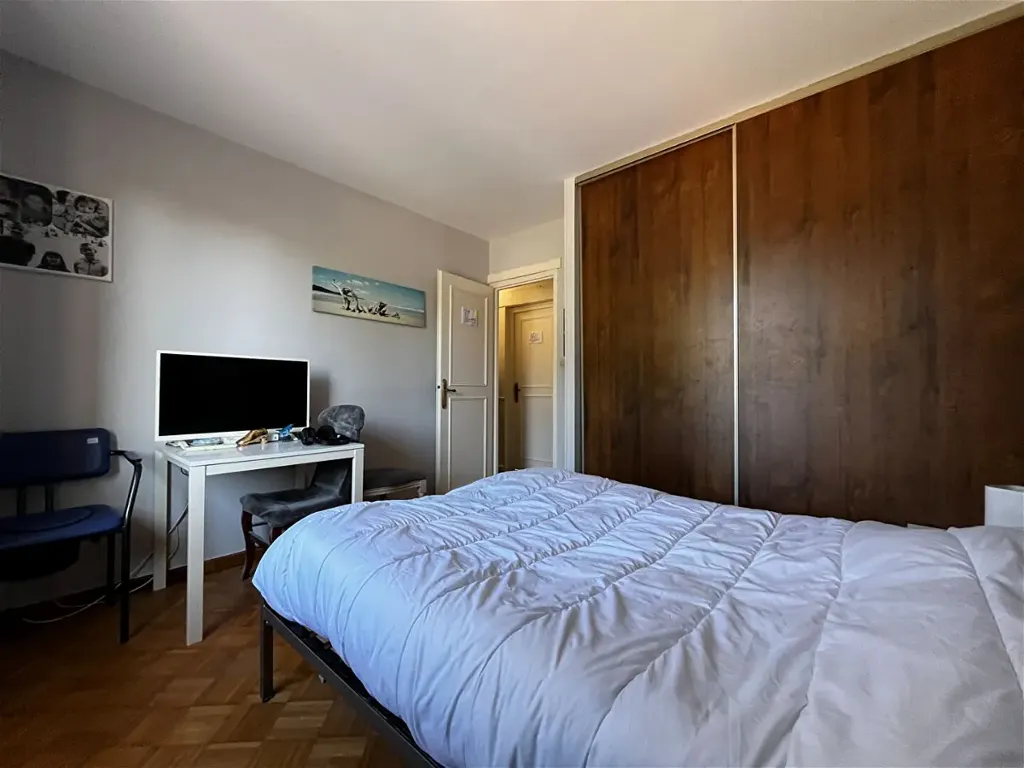 Maison 6 pièces à Lencloitre