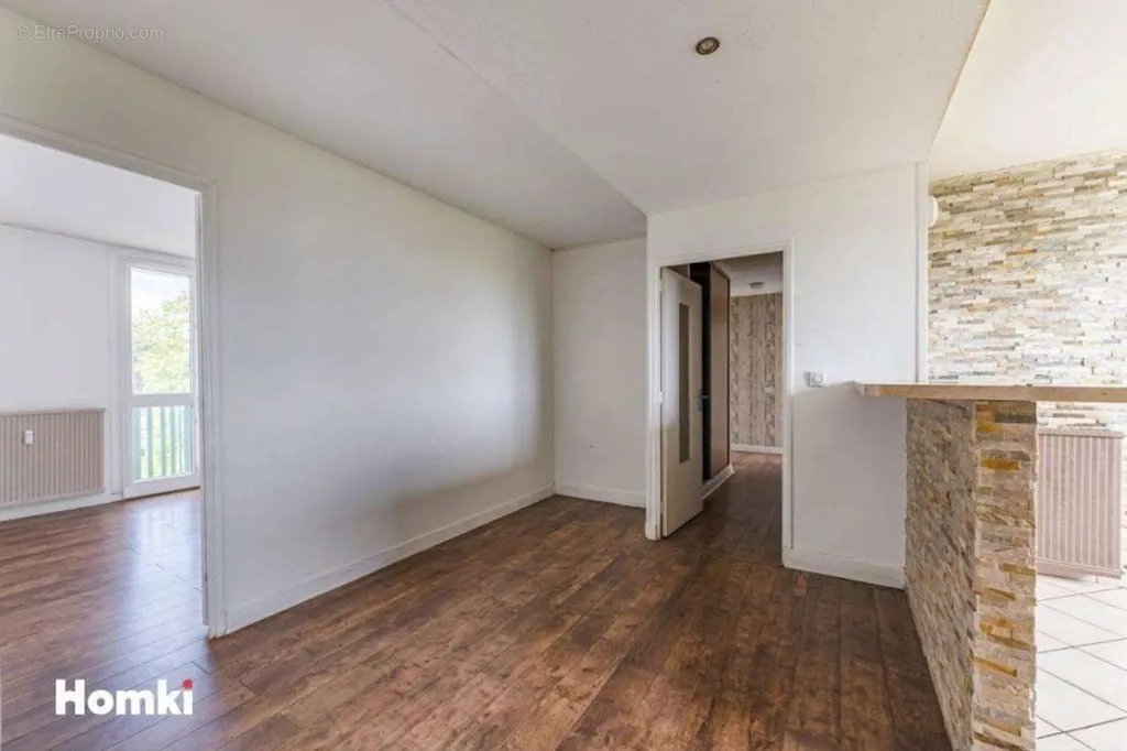 Séjour - Appartement T5 avec Balcon à Oullins