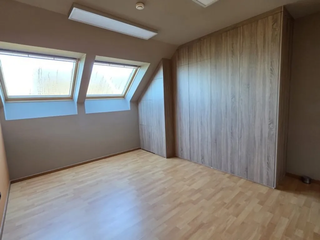Toad - Move-in Ready Home with Garden and Terrace