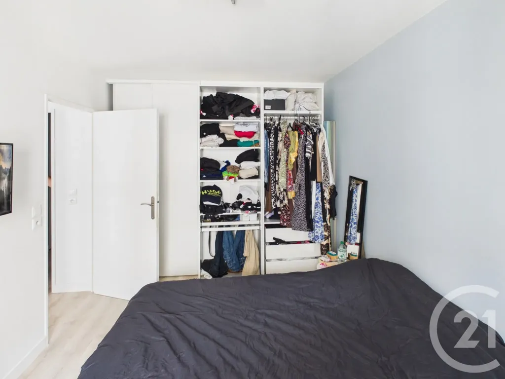 Magamistoad - 2-Bed Apartment with Parking in Trappes