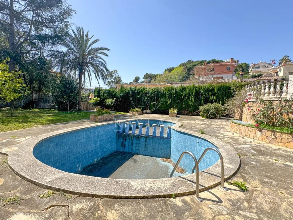 Bassein - Luxury Villa with Pool in Lloret de Mar
