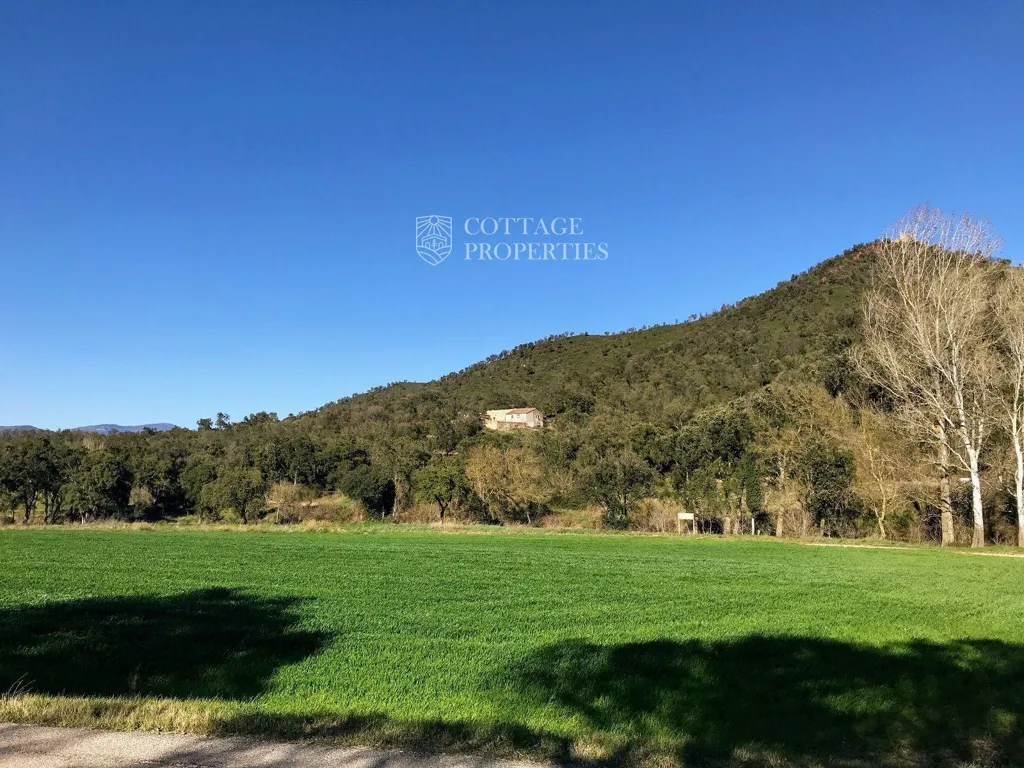 Jardin - Charming Farmhouse with Views in Darnius