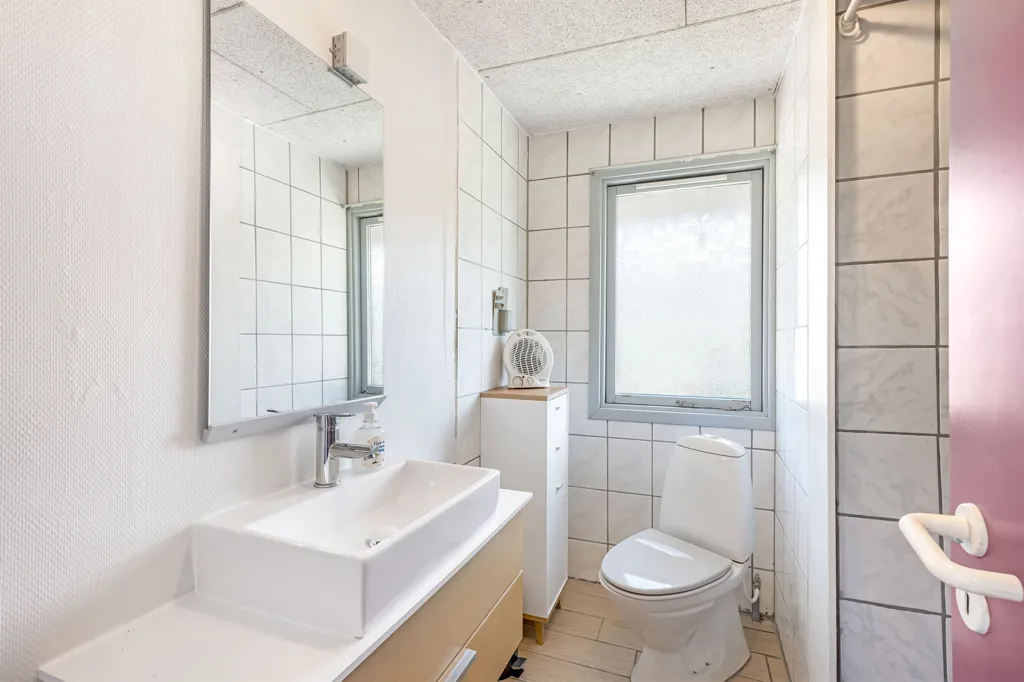 Salles de bain - Maison 3 pièces à Hemmet
