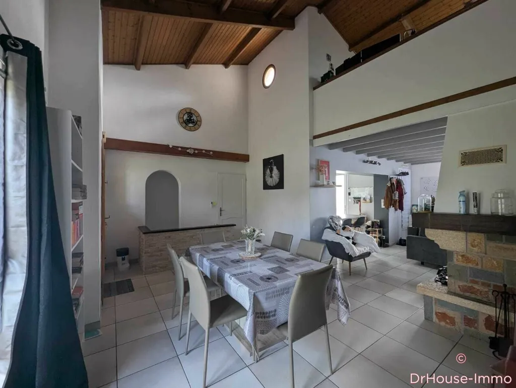 Dining Room - 6-Piece House with Garden in Lège