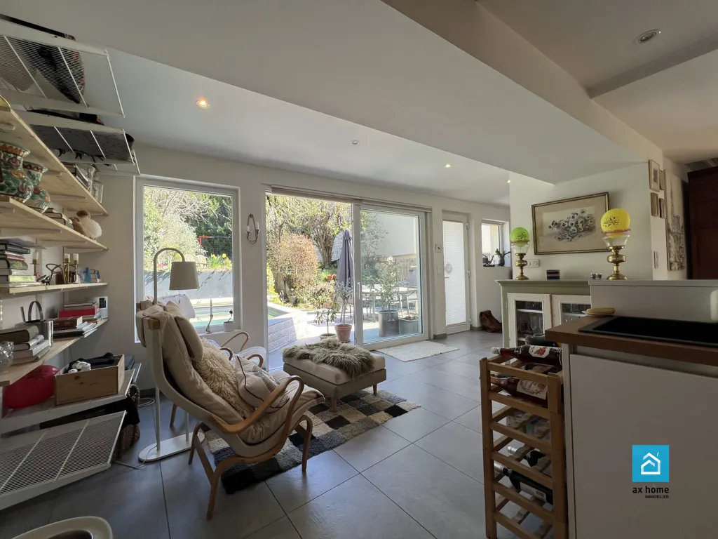 Séjour - Maison de Charme avec Piscine à Wiwersheim