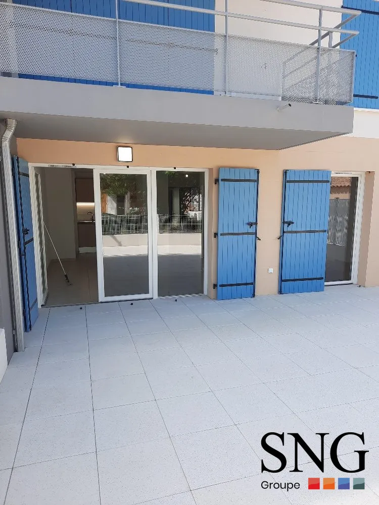 Välivaade - T2 Apartment with Terrace in Carpentras