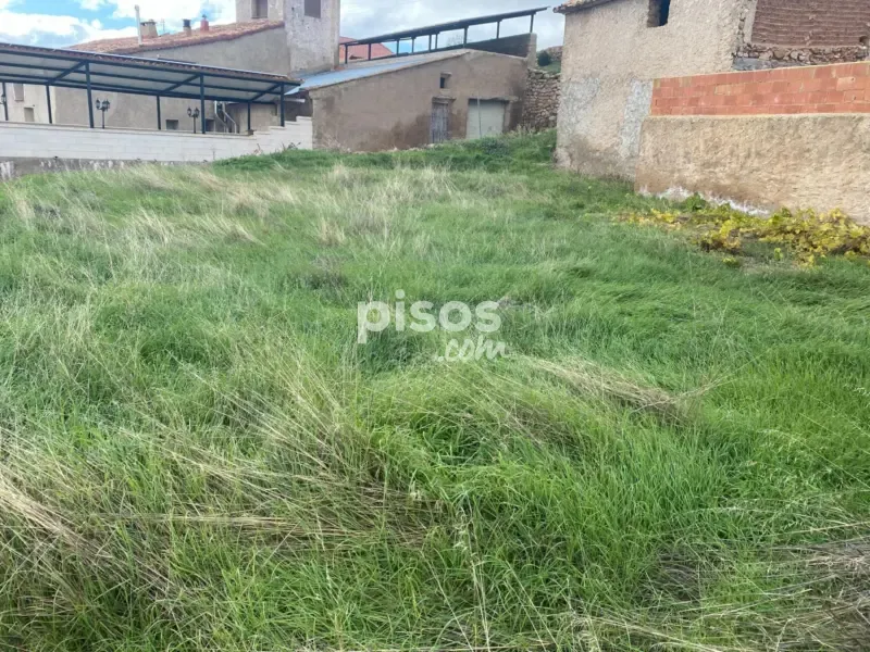 Aed - 3 magamistoaga maja asukohas ES