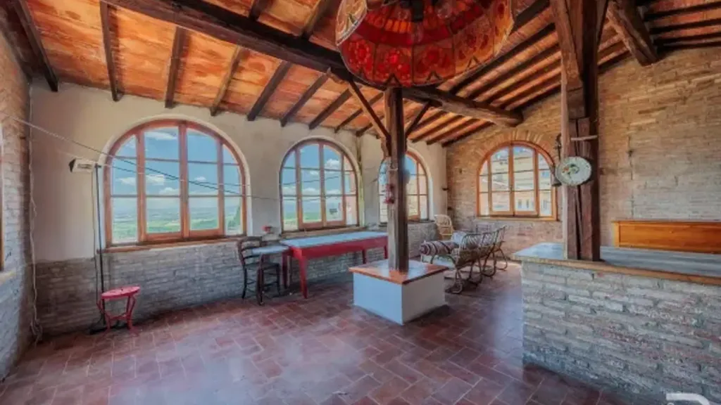 Salle à manger - Historic Rustico with Rooftop Terrace in Montepulciano