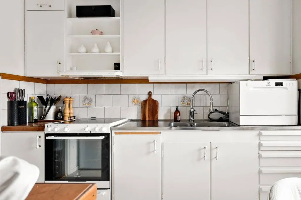 Köök - Apartment with Balcony in Enköping