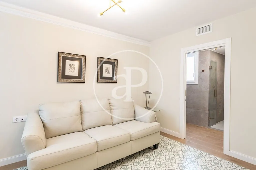 Séjour - Luxury Flat with Balcony on Consell de Cent, Barcelona