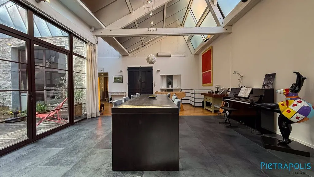 Séjour - Loft d'Exception à Villeurbanne, Proche Lyon 6e