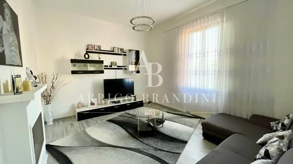 Séjour - Spacious Apartment with Balcony in Ponte a Greve