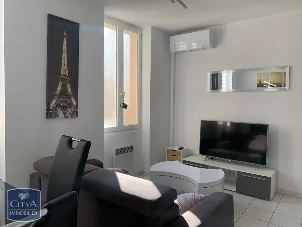 Séjour - Appartement Meublé en Centre-Ville à Fréjus