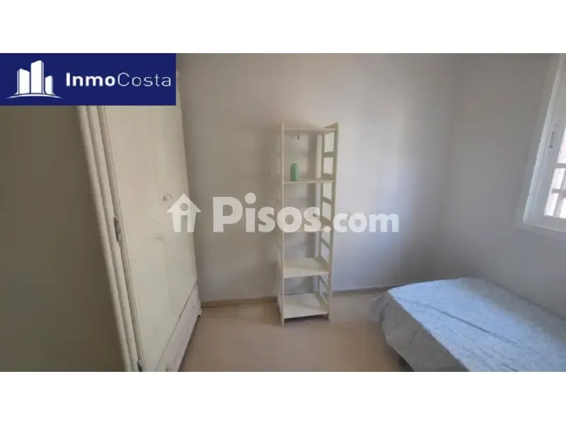 Chambres - Furnished Flat with Comedor in La Linea