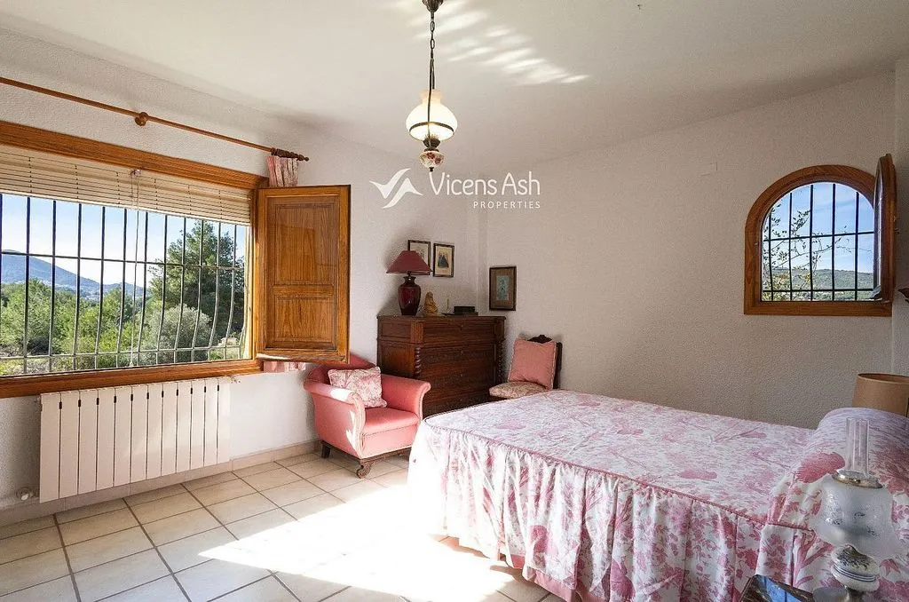 Bedrooms - Villa with Pool and Terrace in Jávea