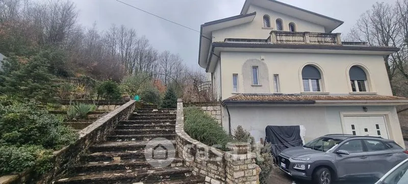 Exterior - Spacious Villa with Garden in Montemarano