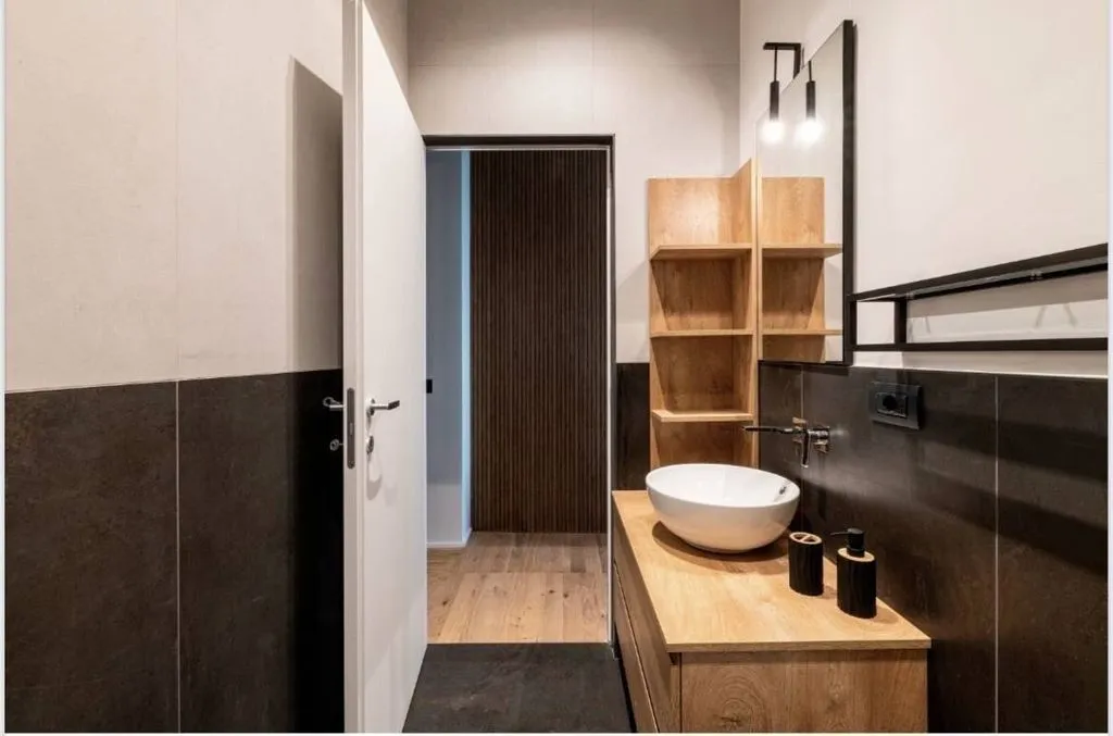 Vannitoad - Luxury Flat with Balcony in Milan