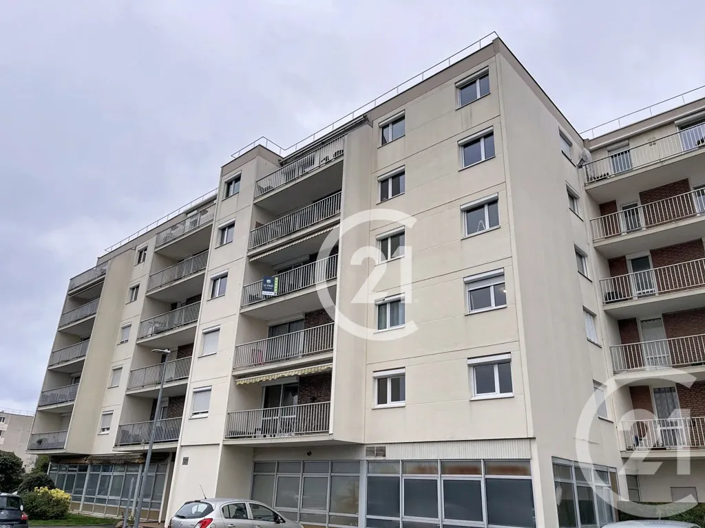 Extérieur - Appartement T5 avec Balcon à CAEN
