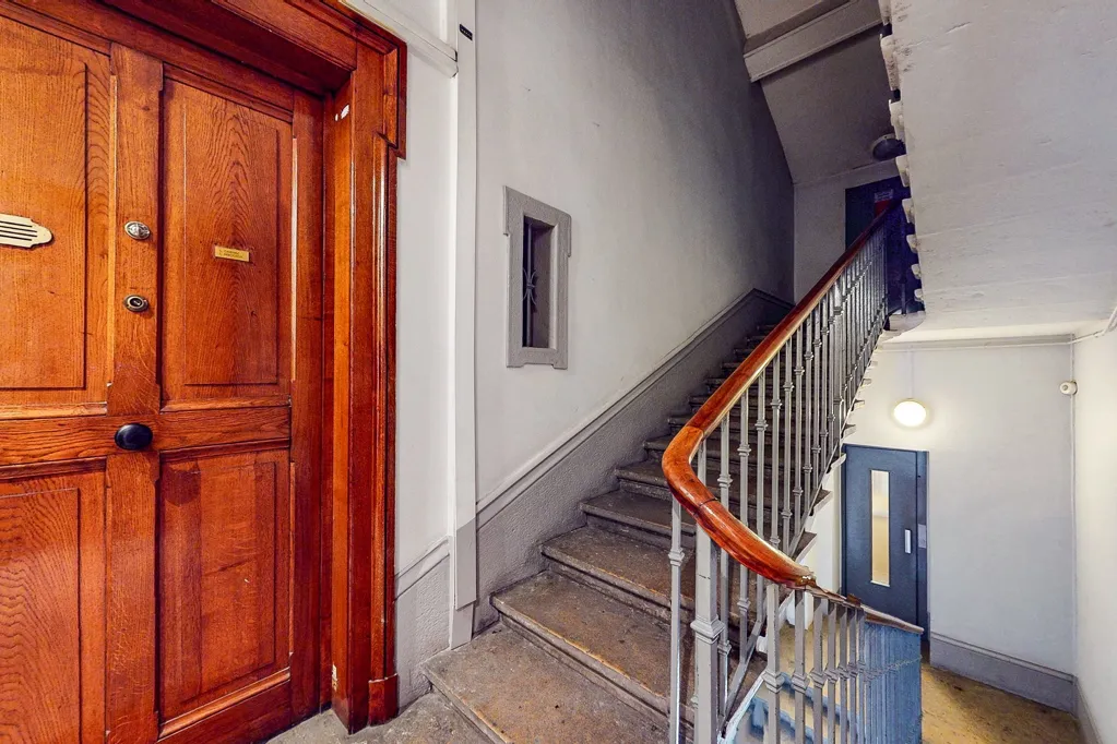 Stanze - Bright 2-Bed Flat with Rooftop View in Lyon 6