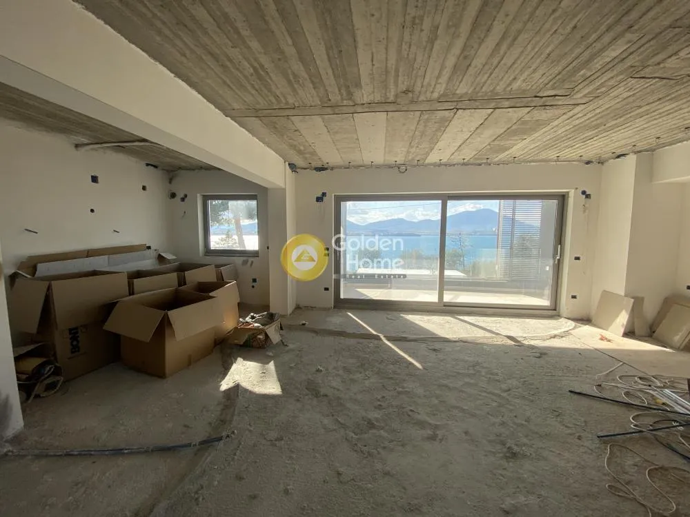 Elutuba - Apartment with Sea View in Chalkida