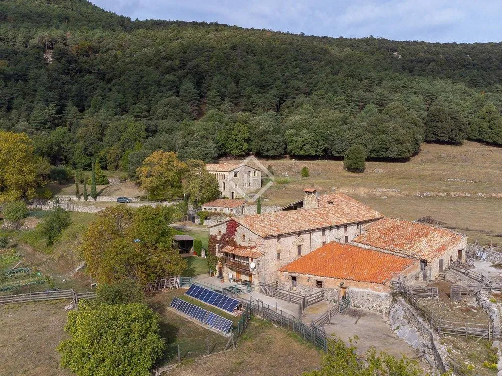 Vista aerea - Country House with Pool in Alta Garrotxa