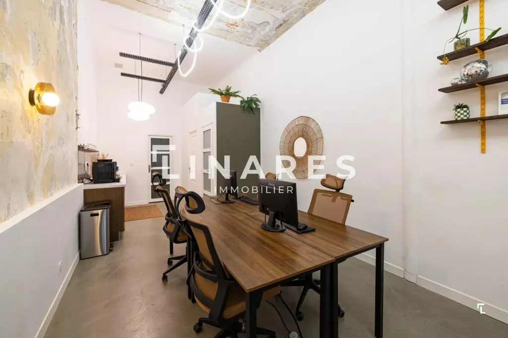 Bureau - Local Commercial dans le 6ème Arrondissement de Marseille