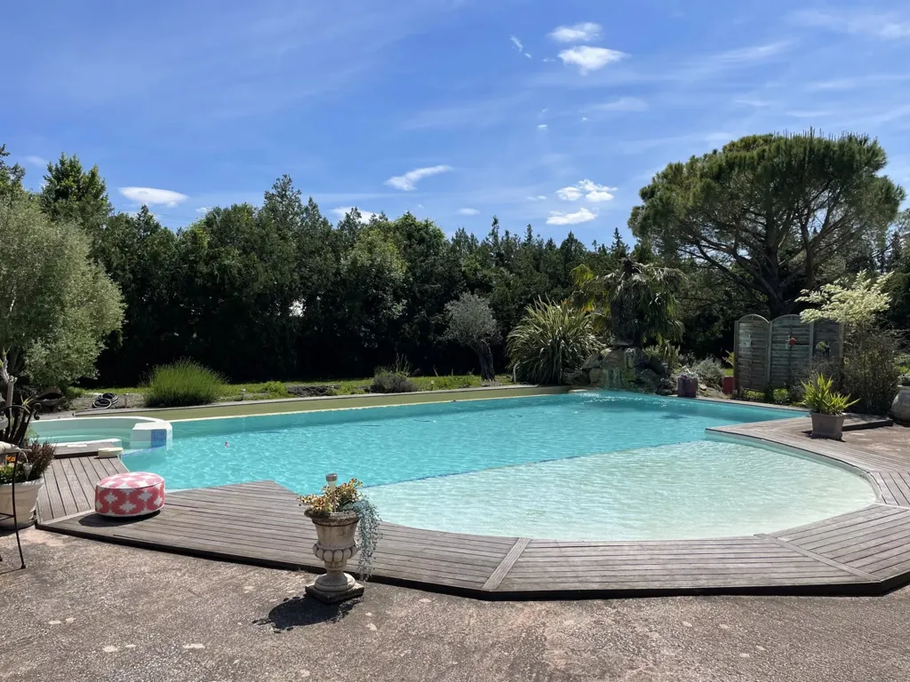 Pool - Mas with Gîtes in Provence