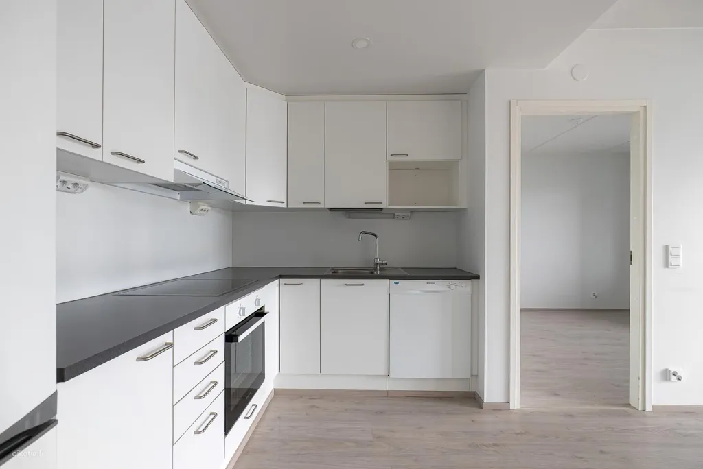 Cuisine - Triangular Apartment with Balcony in Järvenpää
