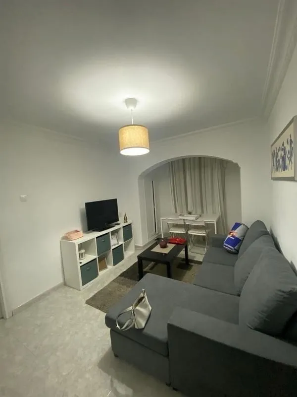 Elutuba - 3-Bedroom Flat in Barriada del Rocío