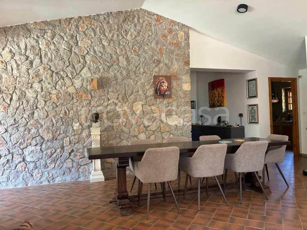 Sala da pranzo - Architectural Villa with Garden in Itri