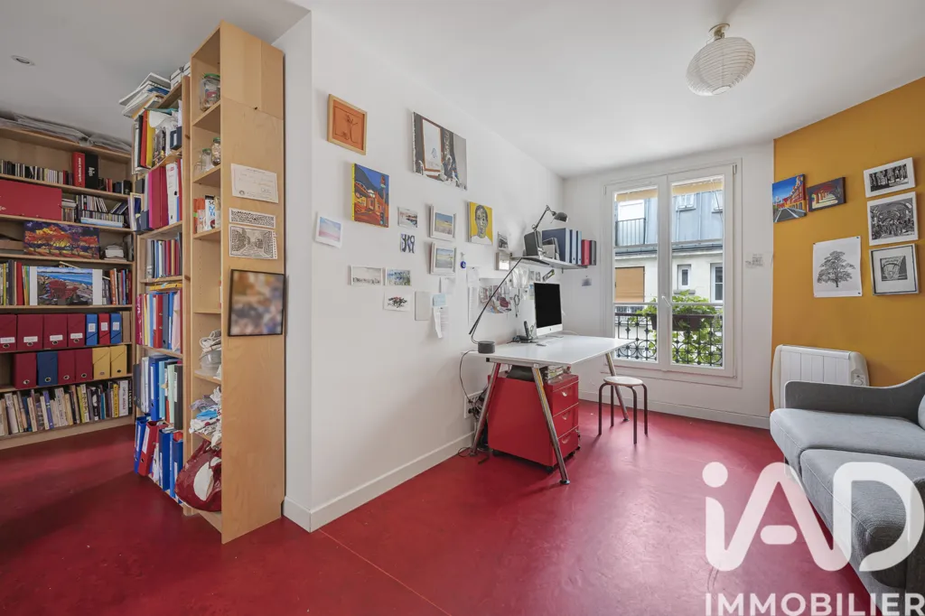 Bureau - Appartement Charmant au Calme, Quartier Voltaire à Paris