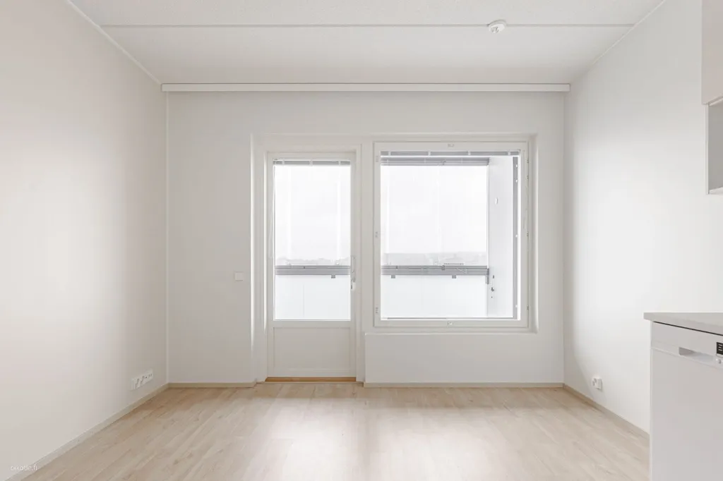 Rooms - Bright Penthouse with Balcony in Hämeenlinna