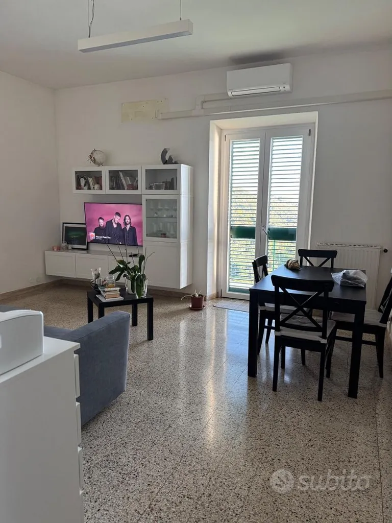 Séjour - Spacious Studio with Sea View in Ariccia