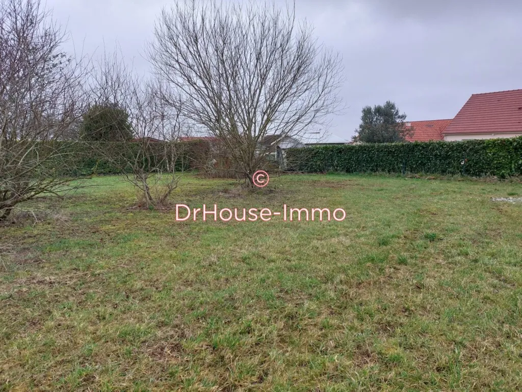 Aed - Constructible Plot with 1147 m² in Vineuil