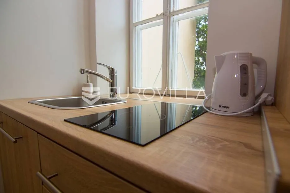 Cuisine - Adapted Multi-Unit Apartment in Donji Grad