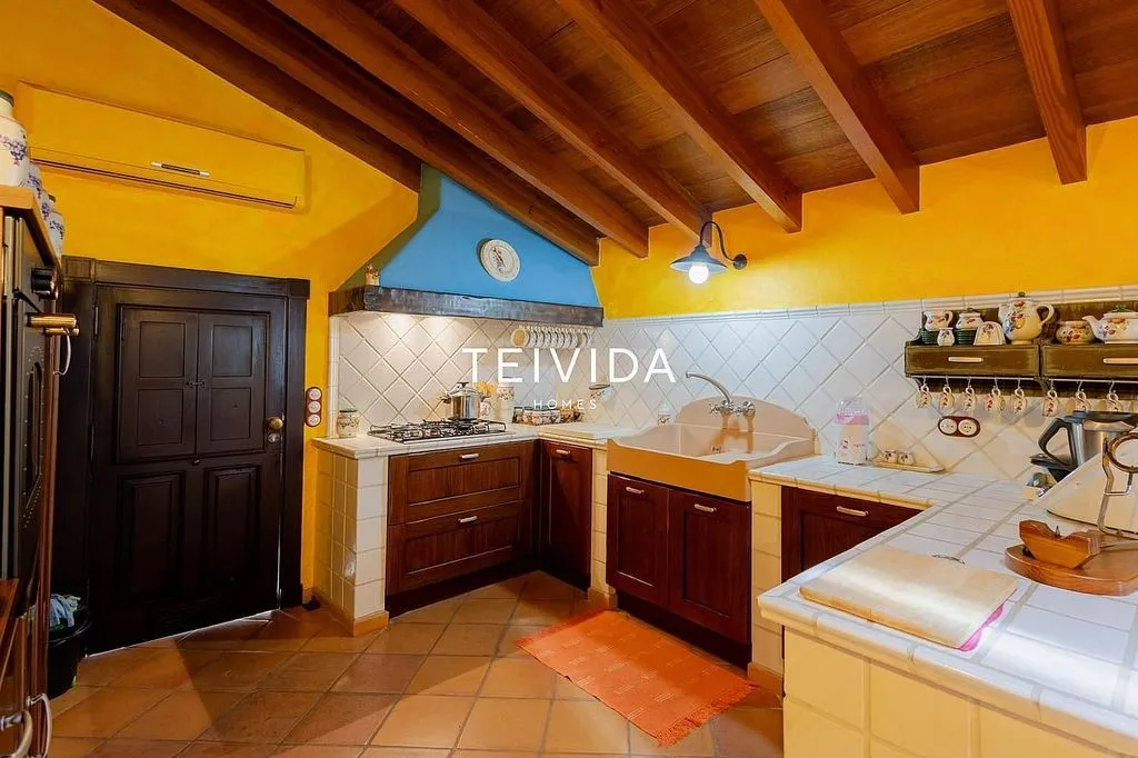 Kitchen - Villa with Pool and Bodega in El Rosario