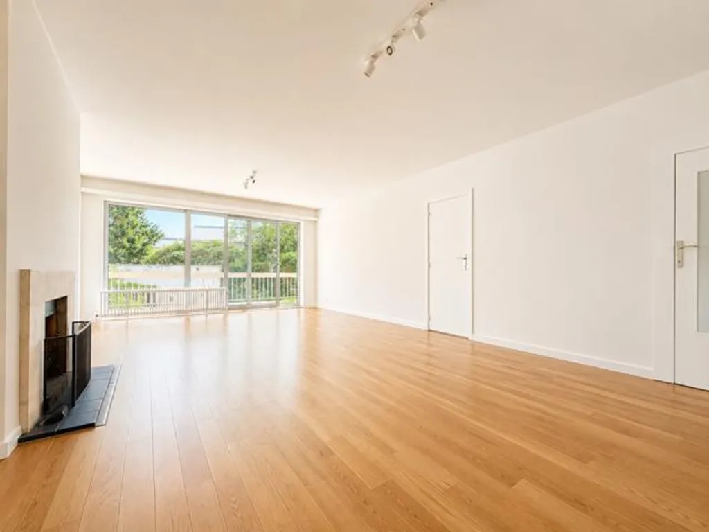 Séjour - Appartement Rénové avec Terrasse à l'Observatoire
