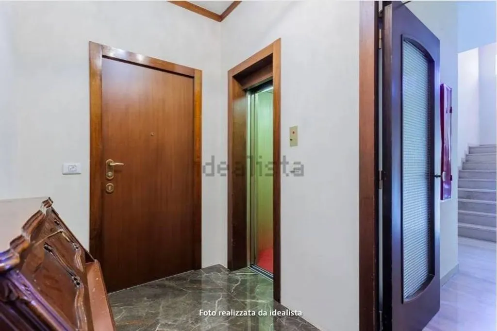 Esik - Luxury Apartment with Panoramic View in Milan
