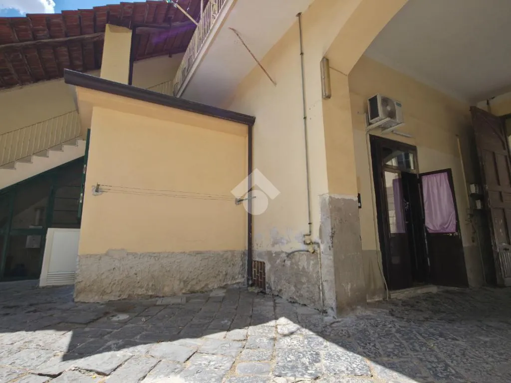 Giardino - Duplex Studio with Private Garage in Frattamaggiore