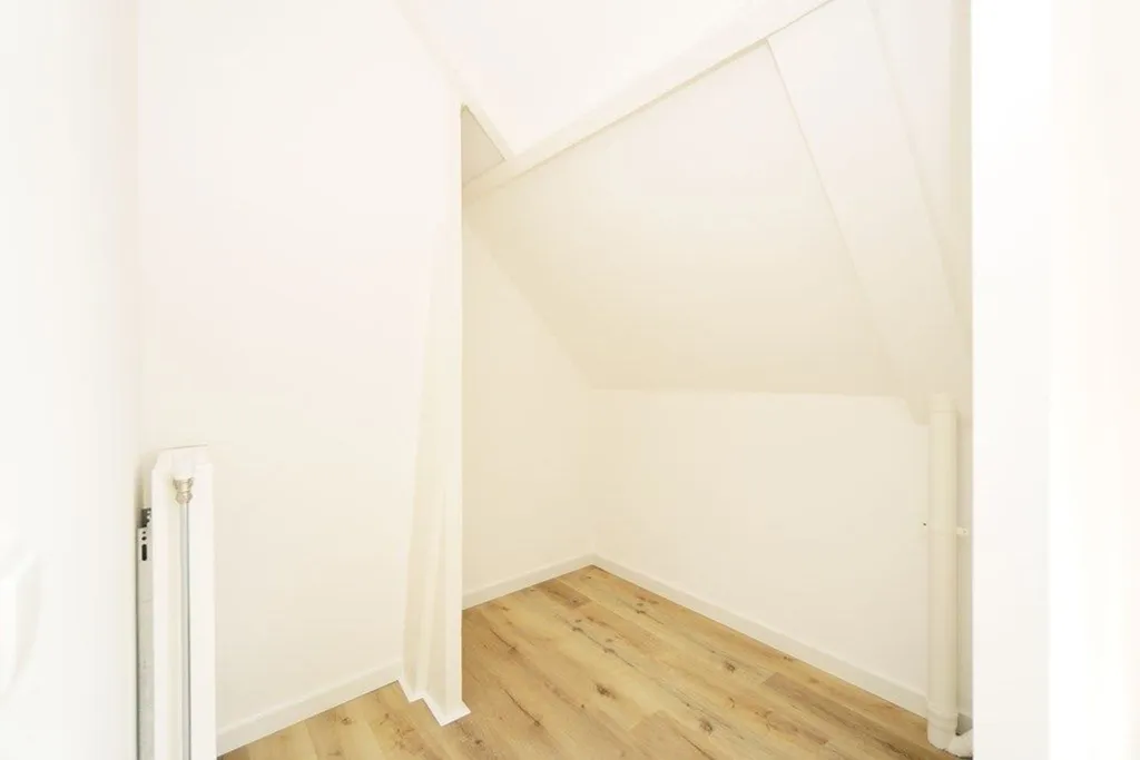 Pièces - Bright Four-Room Apartment near De Fahrenheit, The Hague